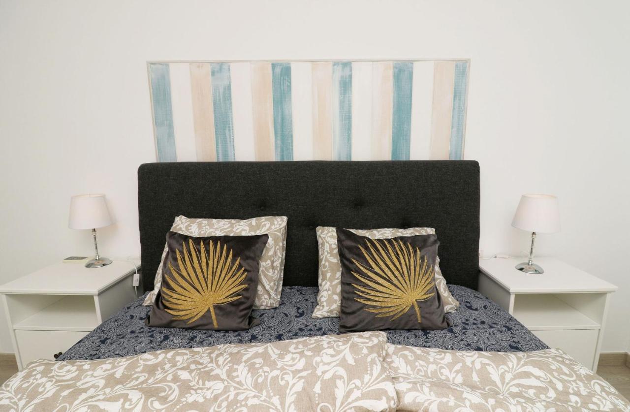 Family Apartment Walking Distance To The Sea And All Amenities Sitio de Calahonda エクステリア 写真